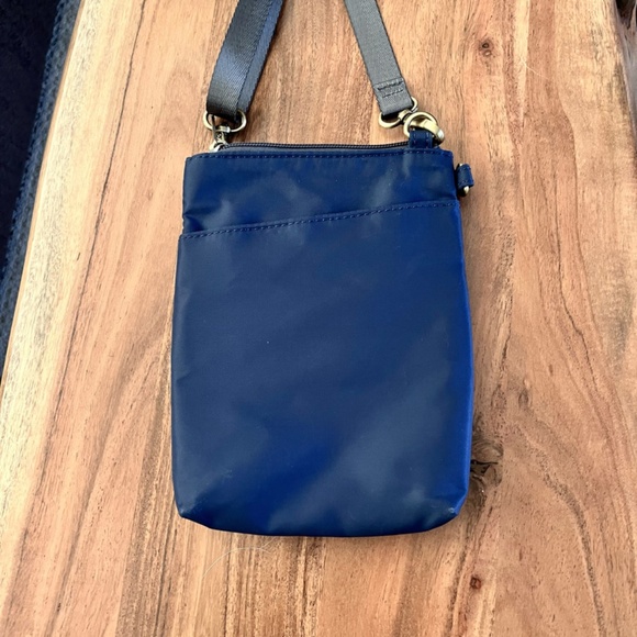 Chala Evolution Cellphone Sunflower Crossbody - Picture 4 of 9